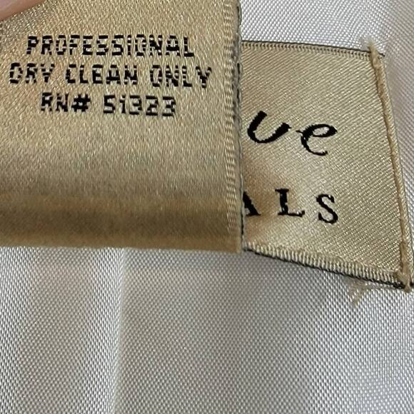 Boutique Essentials Off White Cotton Rayon Evening Jacket Blazer - Size 6 - Picture 8 of 8
